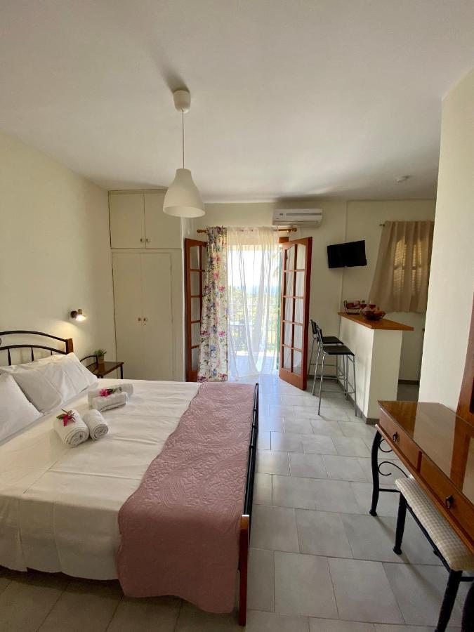 Lemon Tree Apartments A D Argostoli  Buitenkant foto